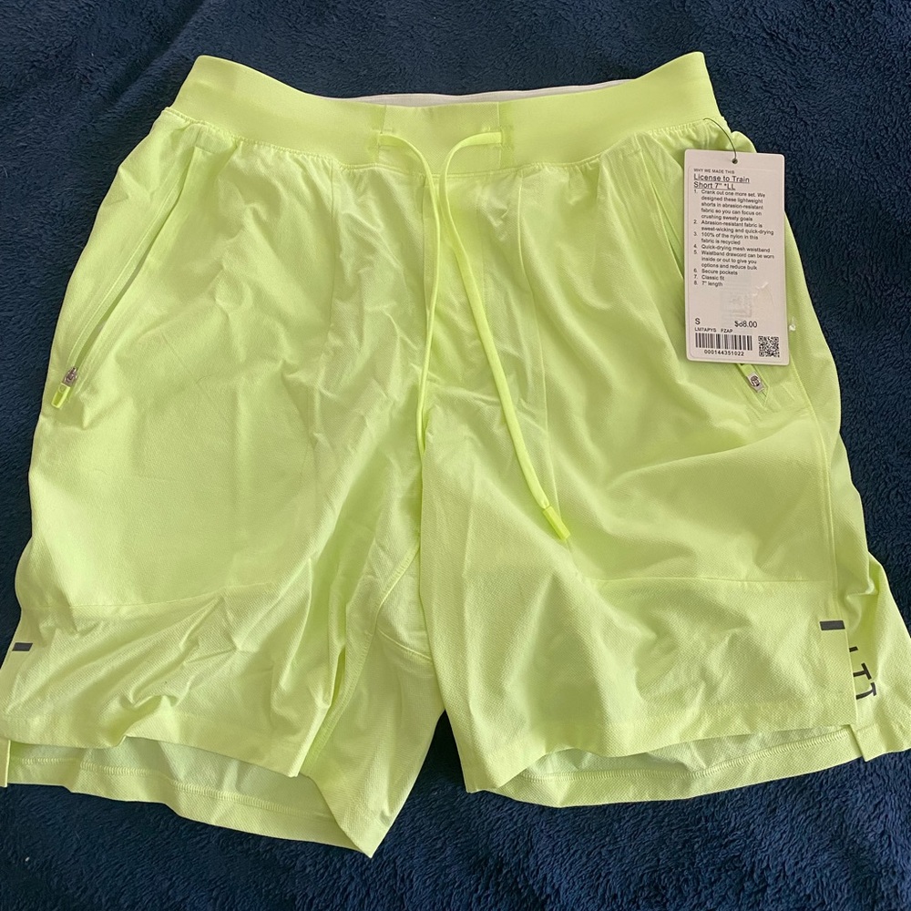 Lululemon License to Train 7” Mens Shorts Volt Green